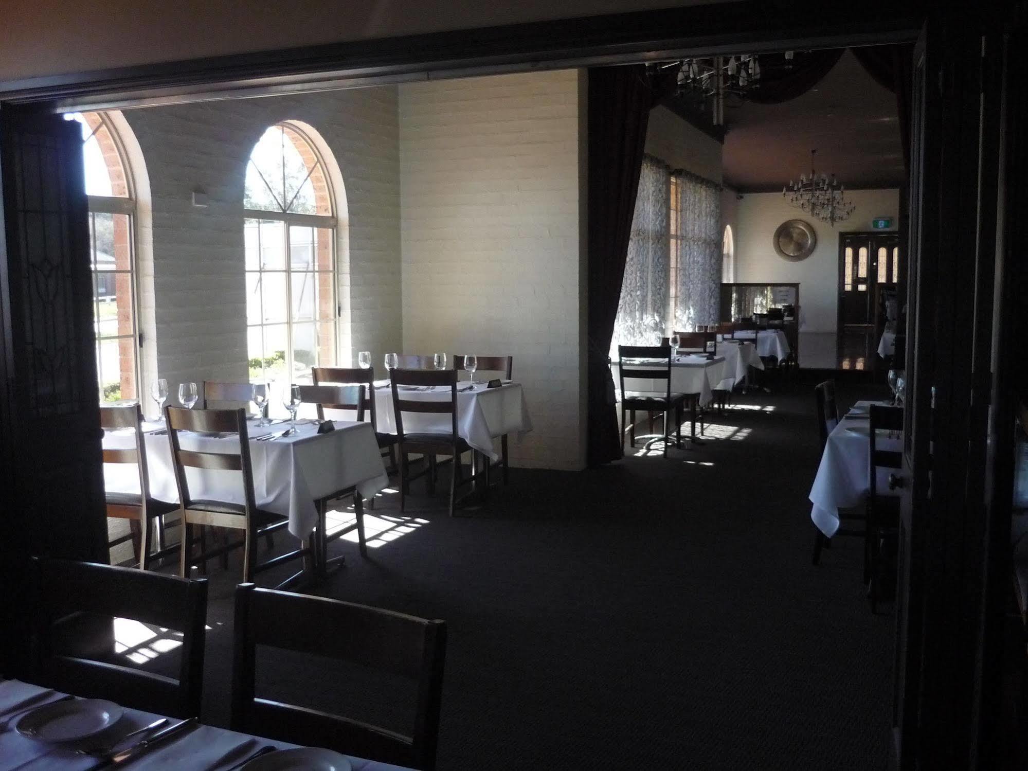 Heritage Motor Inn Goulburn Esterno foto