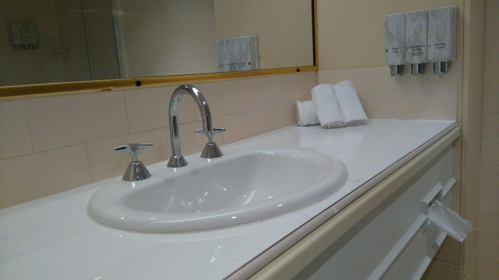 Heritage Motor Inn Goulburn Esterno foto