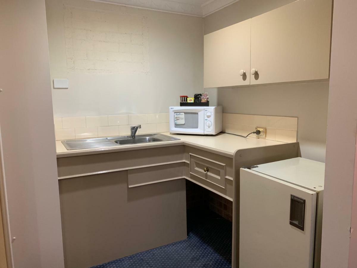 Heritage Motor Inn Goulburn Esterno foto
