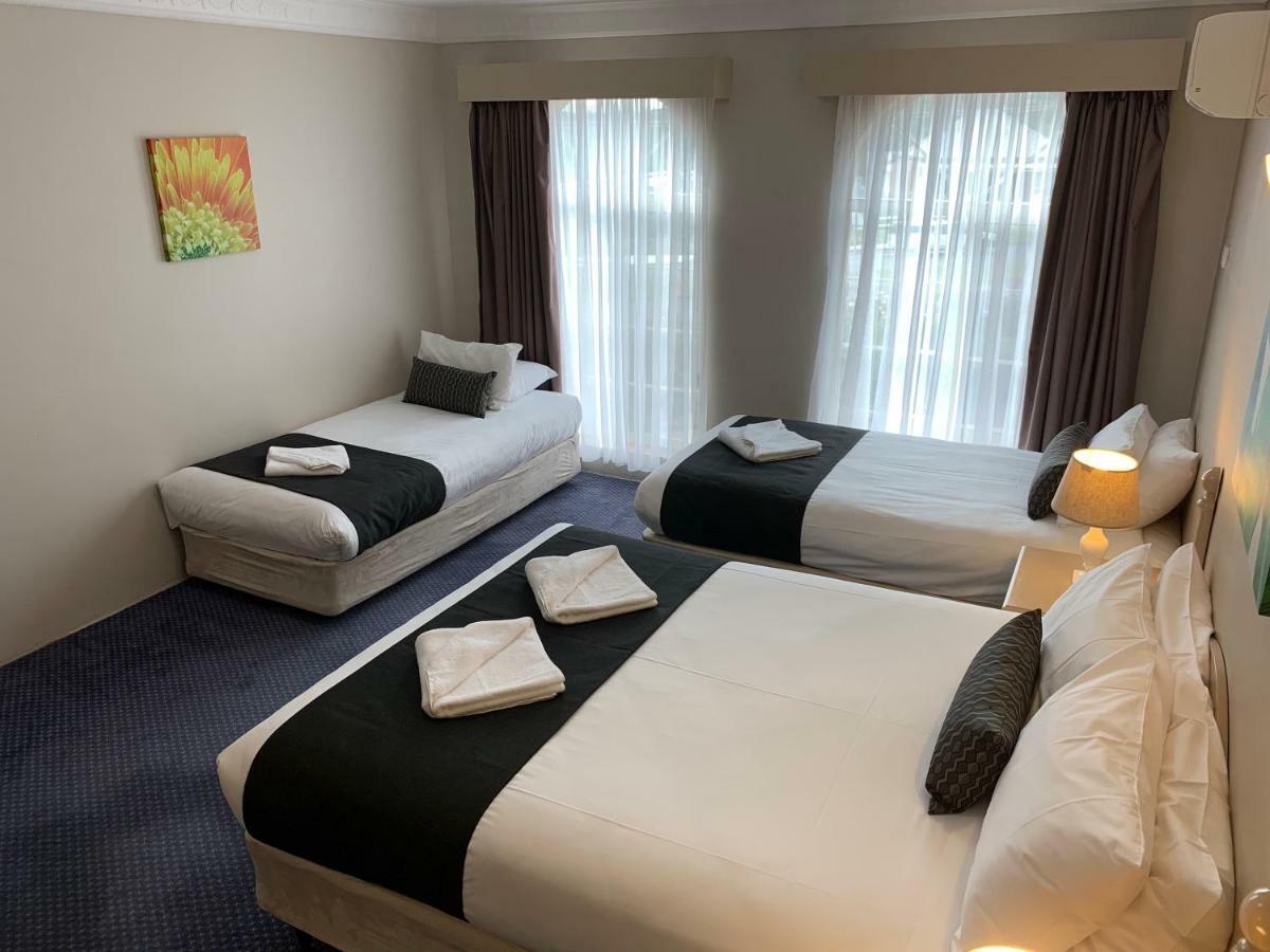 Heritage Motor Inn Goulburn Esterno foto
