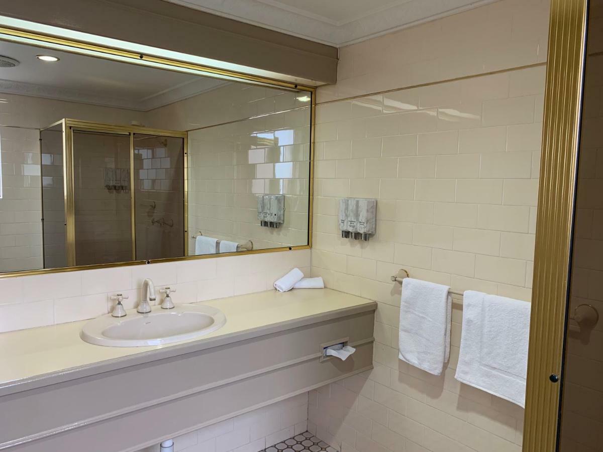 Heritage Motor Inn Goulburn Esterno foto