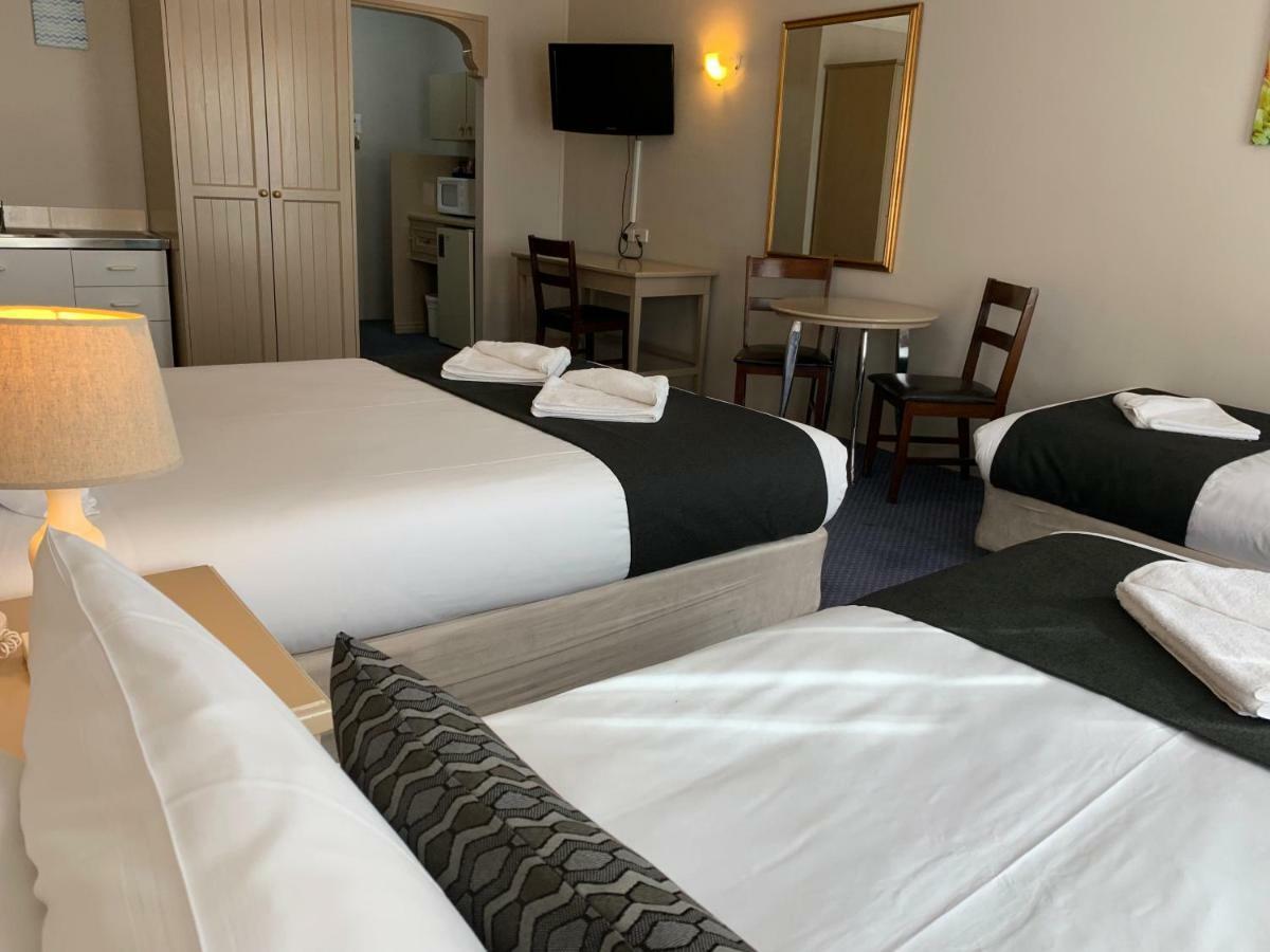 Heritage Motor Inn Goulburn Esterno foto