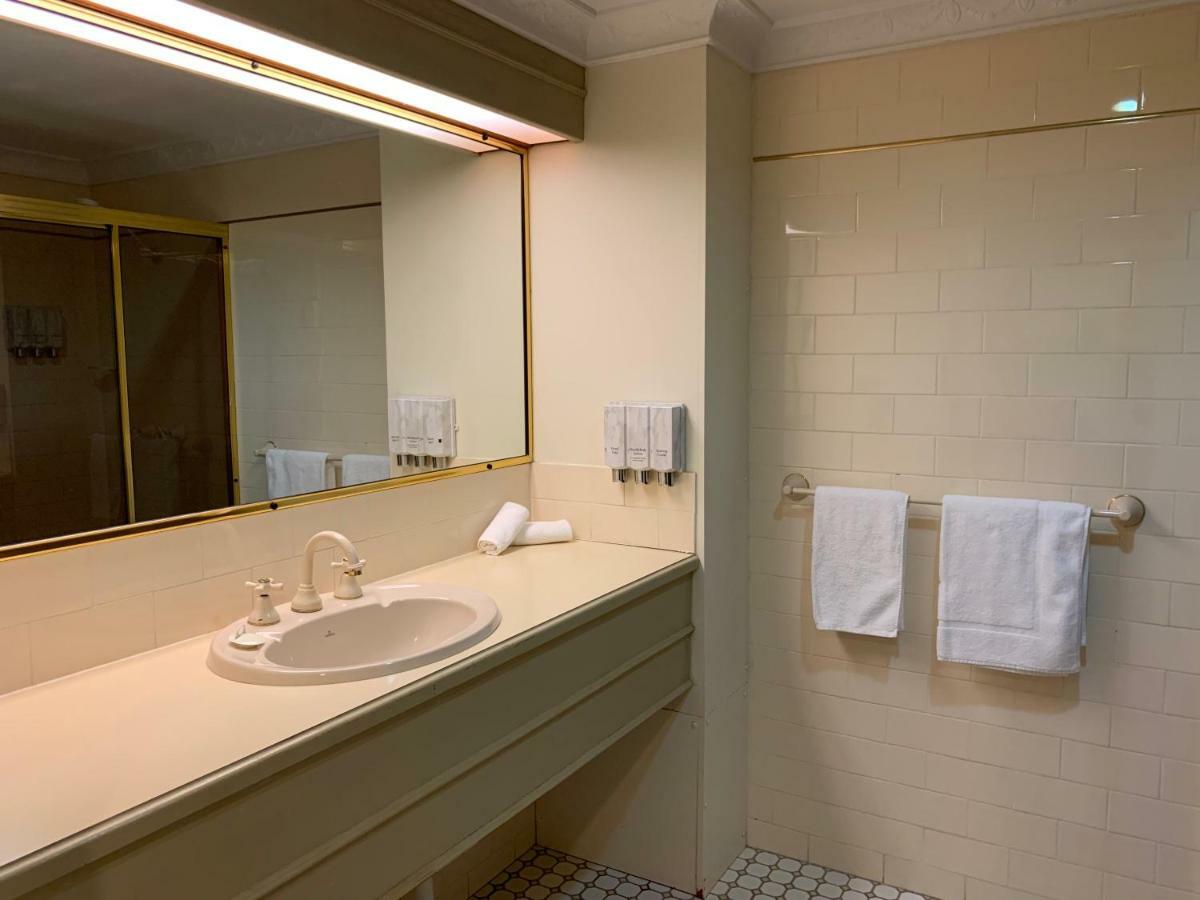 Heritage Motor Inn Goulburn Esterno foto
